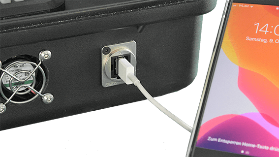 BSS Case Basic with integrated USB charging socket