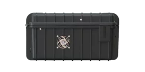 Linke Seitenansicht des BSS Cases für ATEM Extreme G2 mit integriertem, thermostatgesteuertem Lüfter.