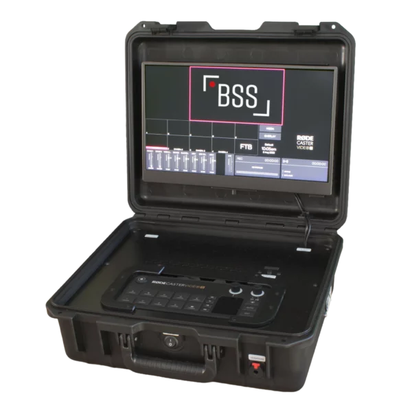 RØDECaster Video S Konsole eingebaut in einem robusten schwarzen BSS Transportkoffer mit integriertem Monitor.